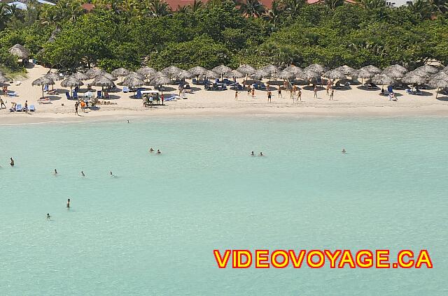 Cuba Varadero Be Live Experience Turquesa Avec du volleyball sur la plage.