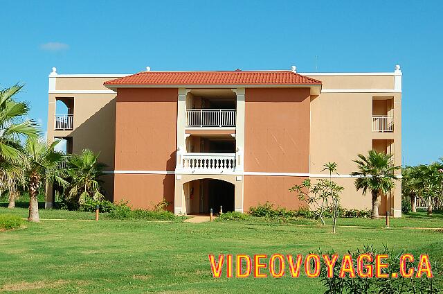 Cuba Varadero Memories Varadero Beach Resort L'extrémité d'un batiment, il n'y a pas de fenêtre supplémentaire aux chambres des extrémités.