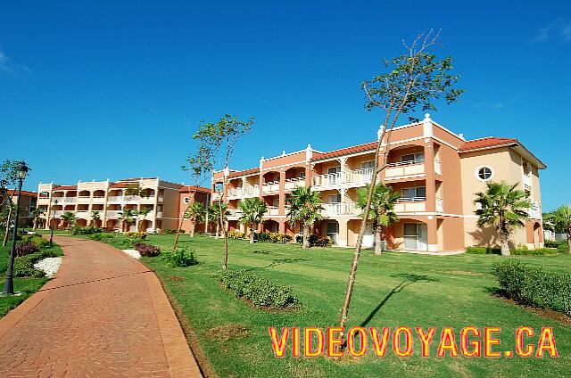 Cuba Varadero Memories Varadero Beach Resort Plusieurs batiments qui forment un grand rond.