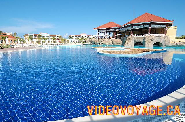 Cuba Varadero Memories Varadero Beach Resort Une vue de grande piscine.