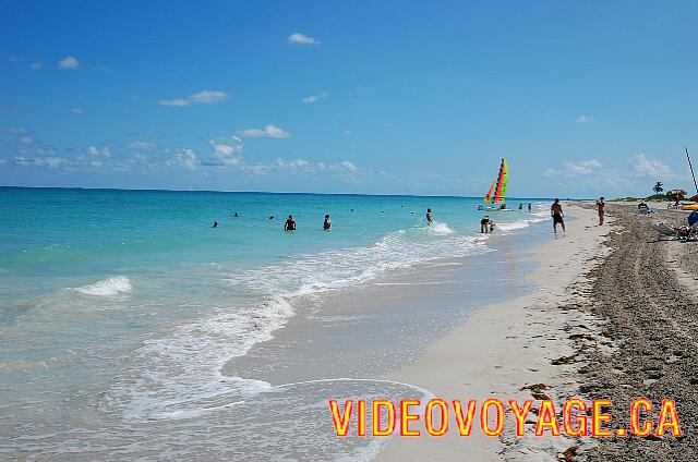 Cuba Varadero Memories Varadero Beach Resort A gentle slope to enter the sea, but after 75 meters you have water in the neck.