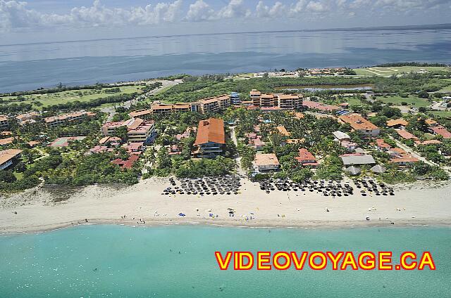 Cuba Varadero Sol Sirenas Coral
 In recent years, many renovations improved the old hotels and the main building have improved the hotel which was 3 stars before union with the Sol Sirenas was 4 stars him.