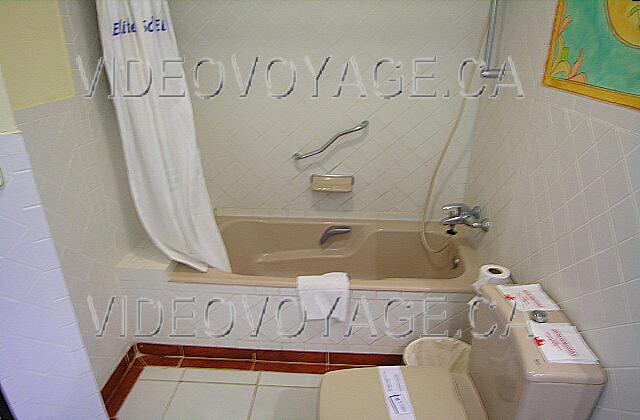 Cuba Varadero Sol Palmeras La ducha.