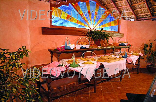 Cuba Varadero Sol Palmeras Bread Bar.