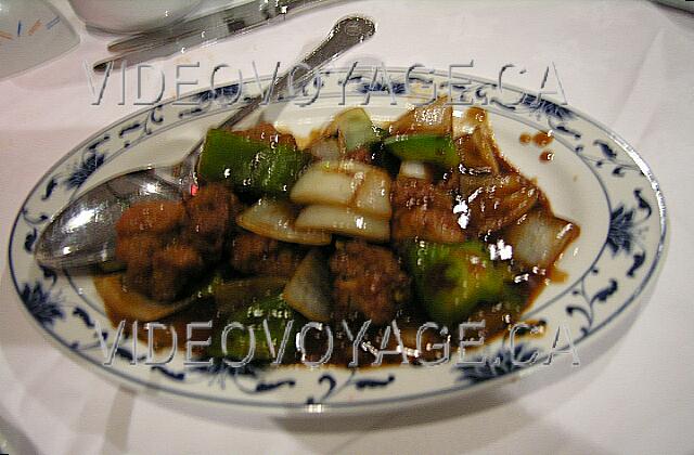 Cuba Varadero Sol Palmeras El Tao General es muy picante, pero excelente.