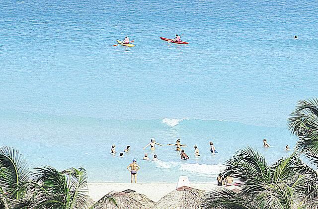 Cuba Varadero Sun Beach By Excellence Style Hotels Un cours d'aquagym dans la mer.