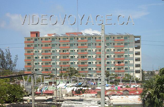 Cuba Varadero Sun Beach By Excellence Style Hotels Le premier batiment avec des balcons.