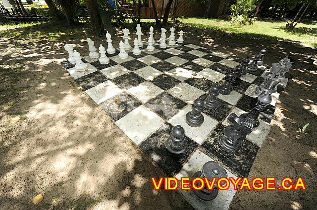 Cuba Varadero Tainos A giant chess game near the beach.