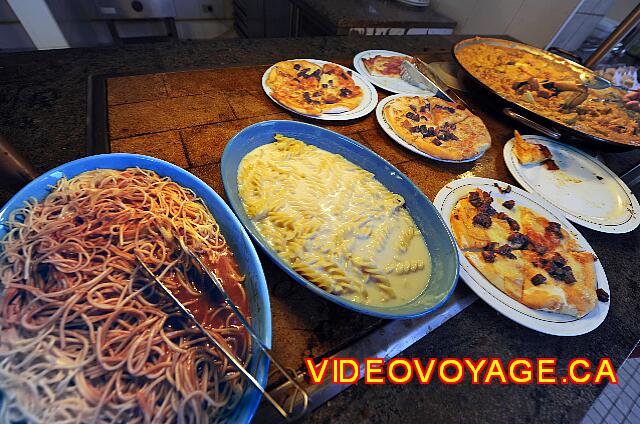 Cuba Varadero Tainos Different hot dishes to Italian flavors