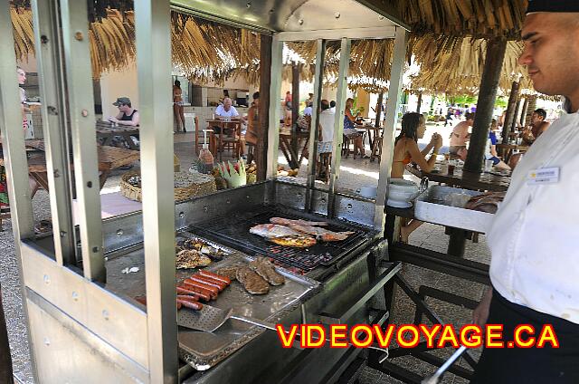 Cuba Varadero Tainos On the terrace of grilled fish, humberger or hot dog ...