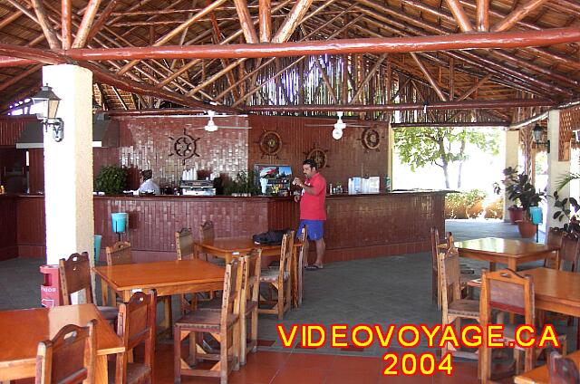 Cuba Varadero Villa Tortuga L'intérieur du bar Las Palmas en 2004.