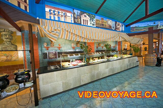 Cuba Varadero Melia Peninsula Varadero Un primer contador buffet con entrada privada.