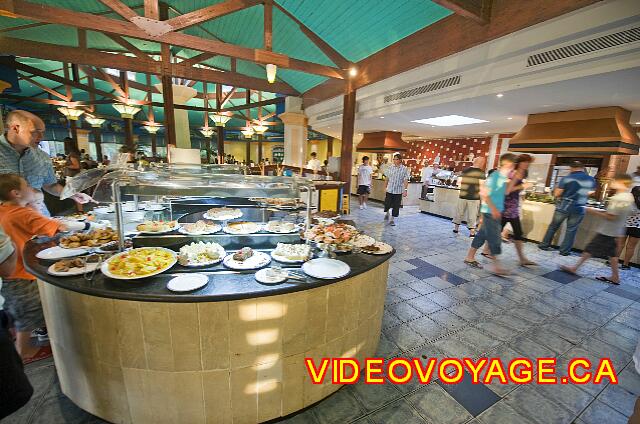 Cuba Varadero Melia Peninsula Varadero Para la cena, un restaurante puede ser bastante concurrida en temporada alta.