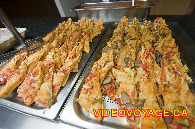 Cuba Varadero Melia Peninsula Varadero Different pizza flavors.