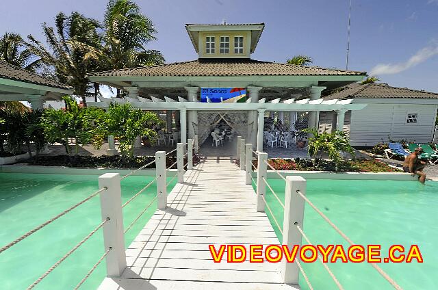 Cuba Varadero Melia Peninsula Varadero El restaurante bar de Saoco se encuentra al lado de la piscina principal.
