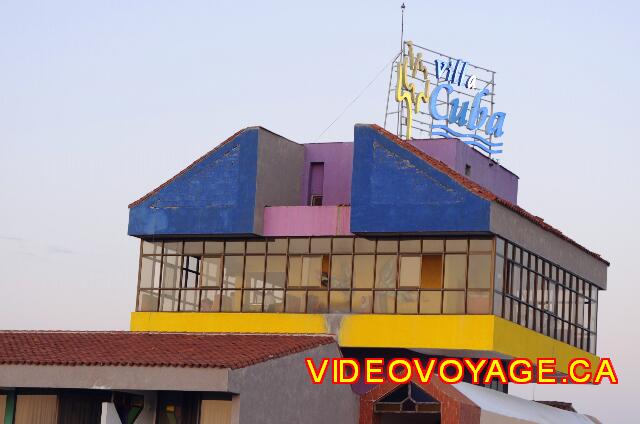 Cuba Varadero Hotel Villa Cuba L'enseigne lumineuse sur le toit a été retiré en 2008.